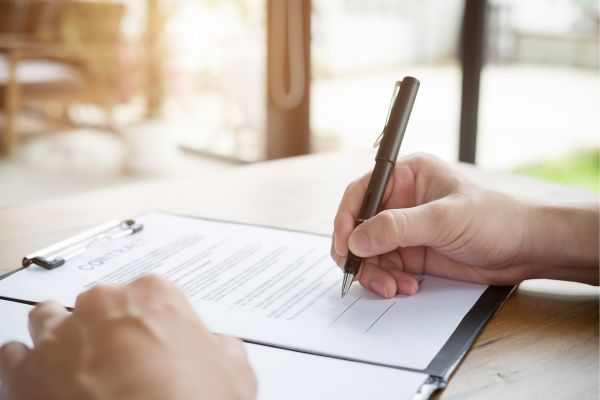 Music Contract Negotiator in Tampa